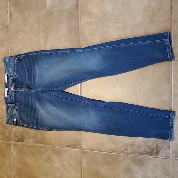 Guess Jeans - Picture 1 of 4
